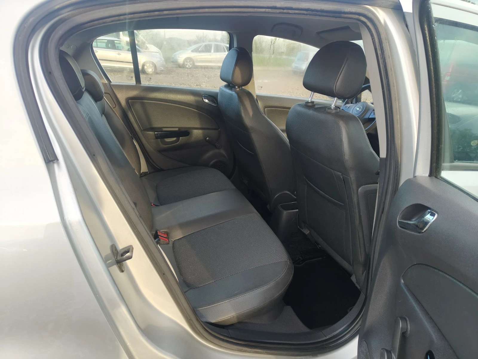 Opel Corsa 1.4i 90 COSMO , снимка 14 - Автомобили и джипове - 54391569