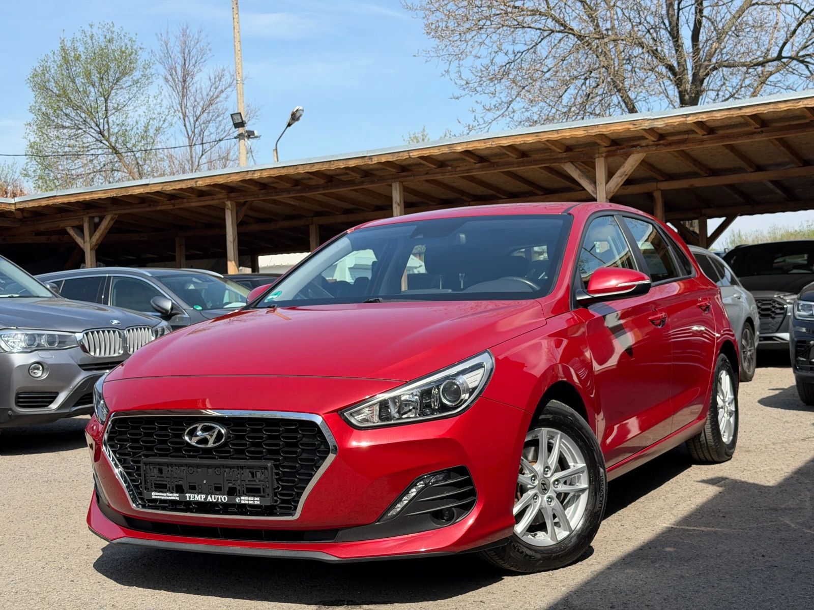 Hyundai I30 1.4i* 99кс* СЕРВИЗНА КНИЖКА С ПЪЛНА ИСТОРИЯ-Hyunda