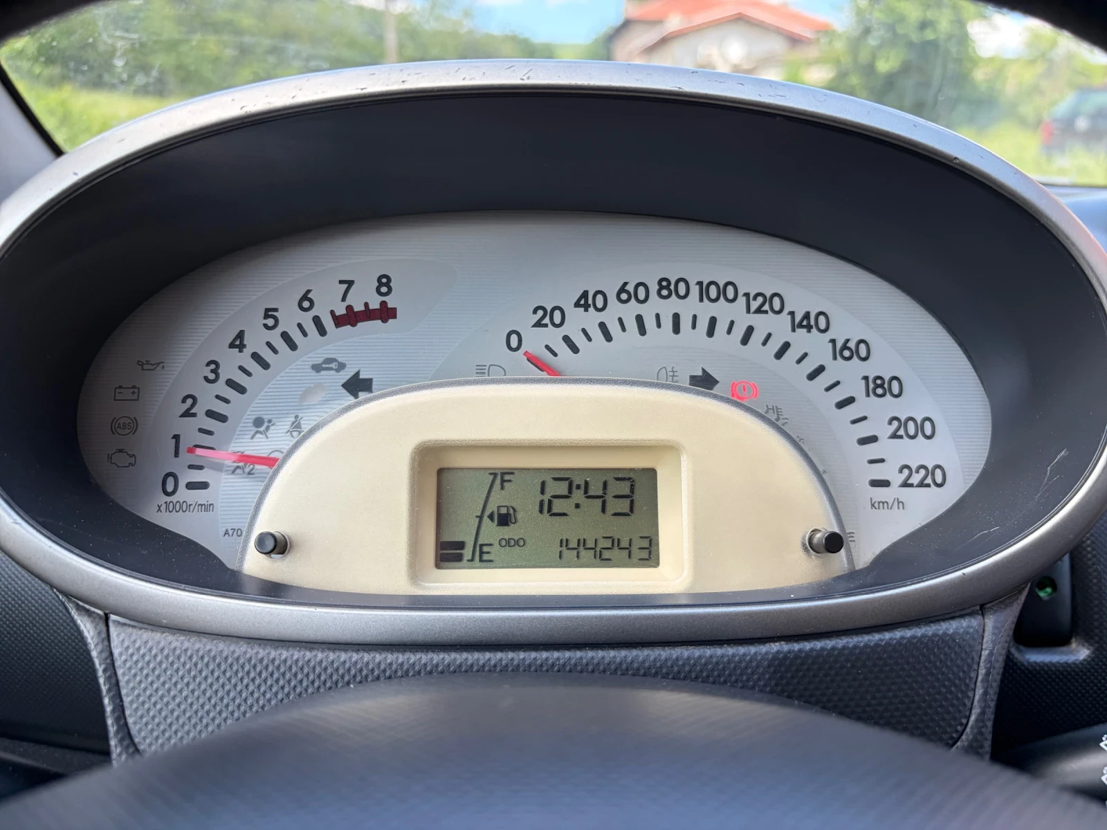 Subaru Justy 1.0* Бензин-Газ* BRC* КЛИМАТИК* , снимка 10 - Автомобили и джипове - 54582438