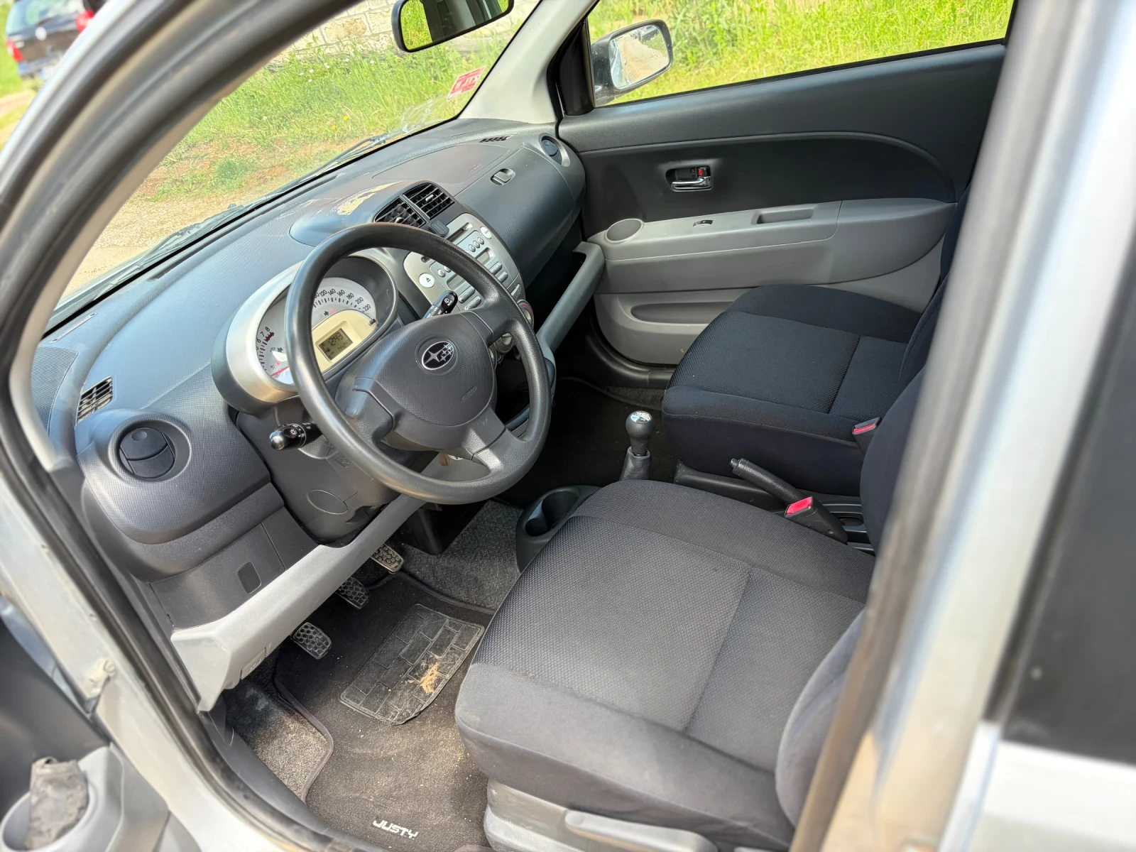 Subaru Justy 1.0* Бензин-Газ* BRC* КЛИМАТИК* , снимка 7 - Автомобили и джипове - 54582438