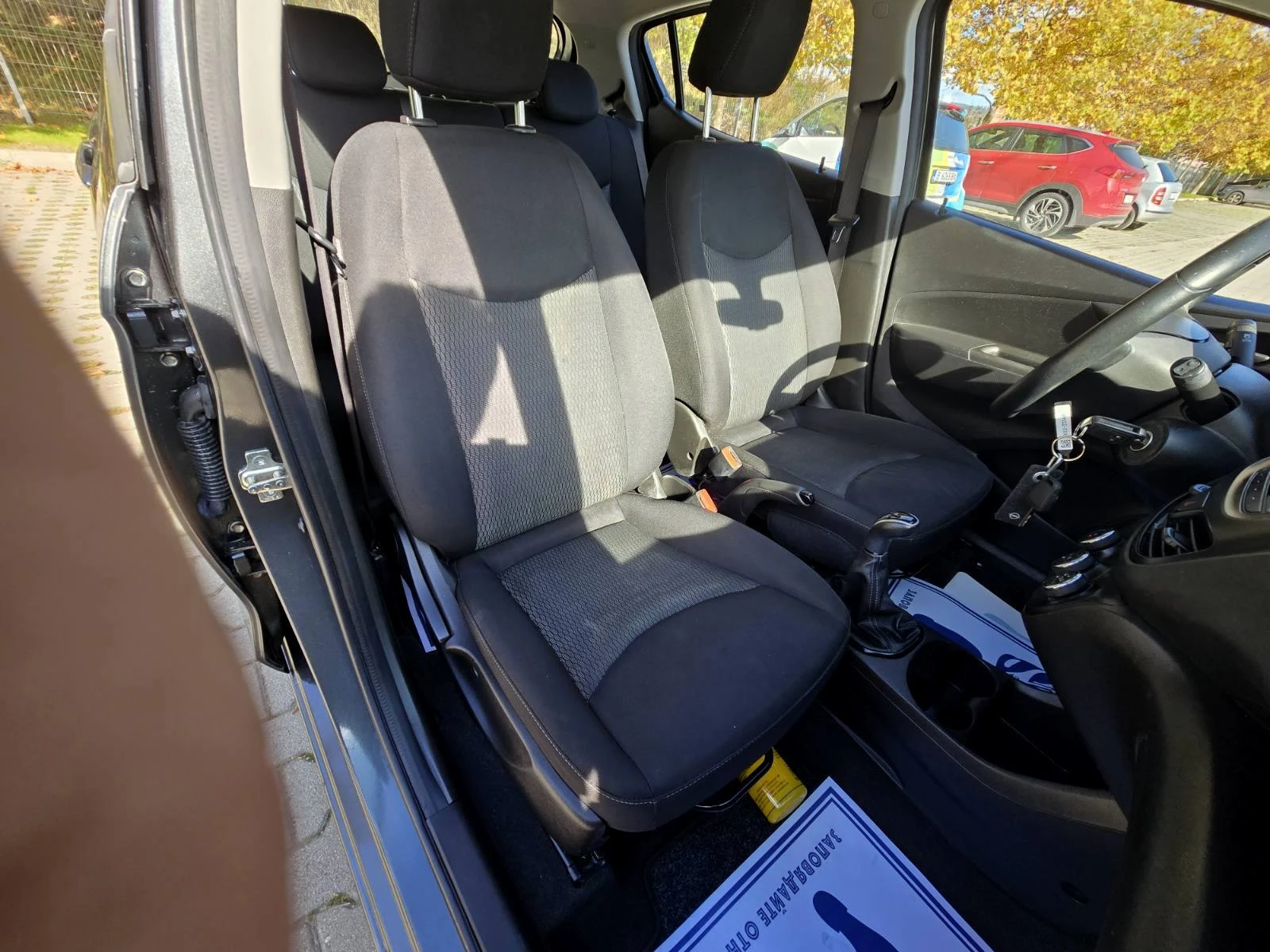 Opel Karl КАТО НОВ/1.0/75hp, снимка 12 - Автомобили и джипове - 54751167