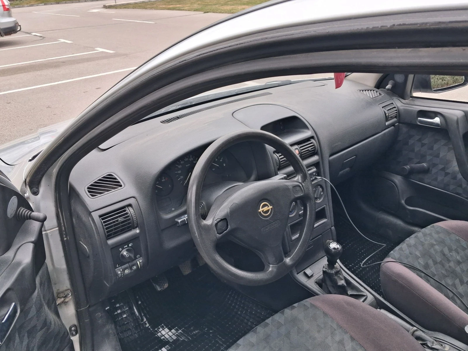 Opel Astra, снимка 5 - Автомобили и джипове - 54799229