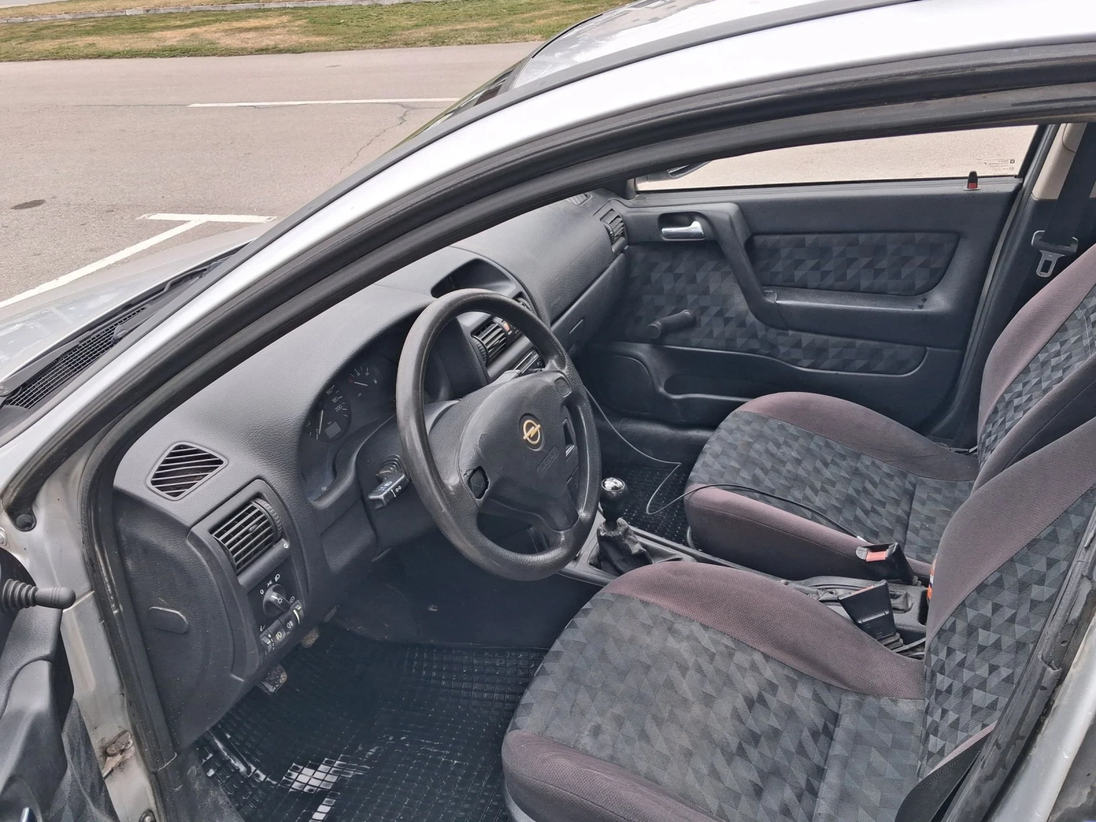 Opel Astra, снимка 8 - Автомобили и джипове - 54799229
