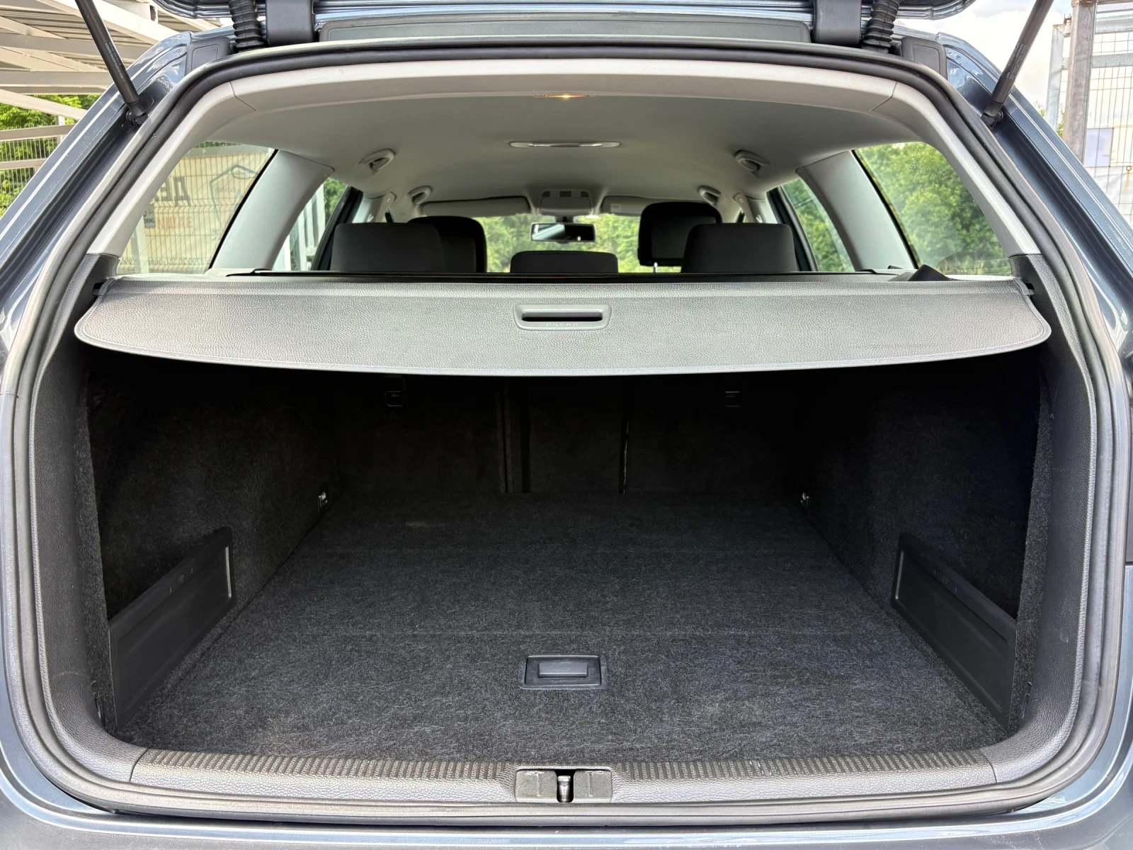 VW Passat 2.0TDI-АВТОМАТИК-235000км., снимка 8 - Автомобили и джипове - 54981392