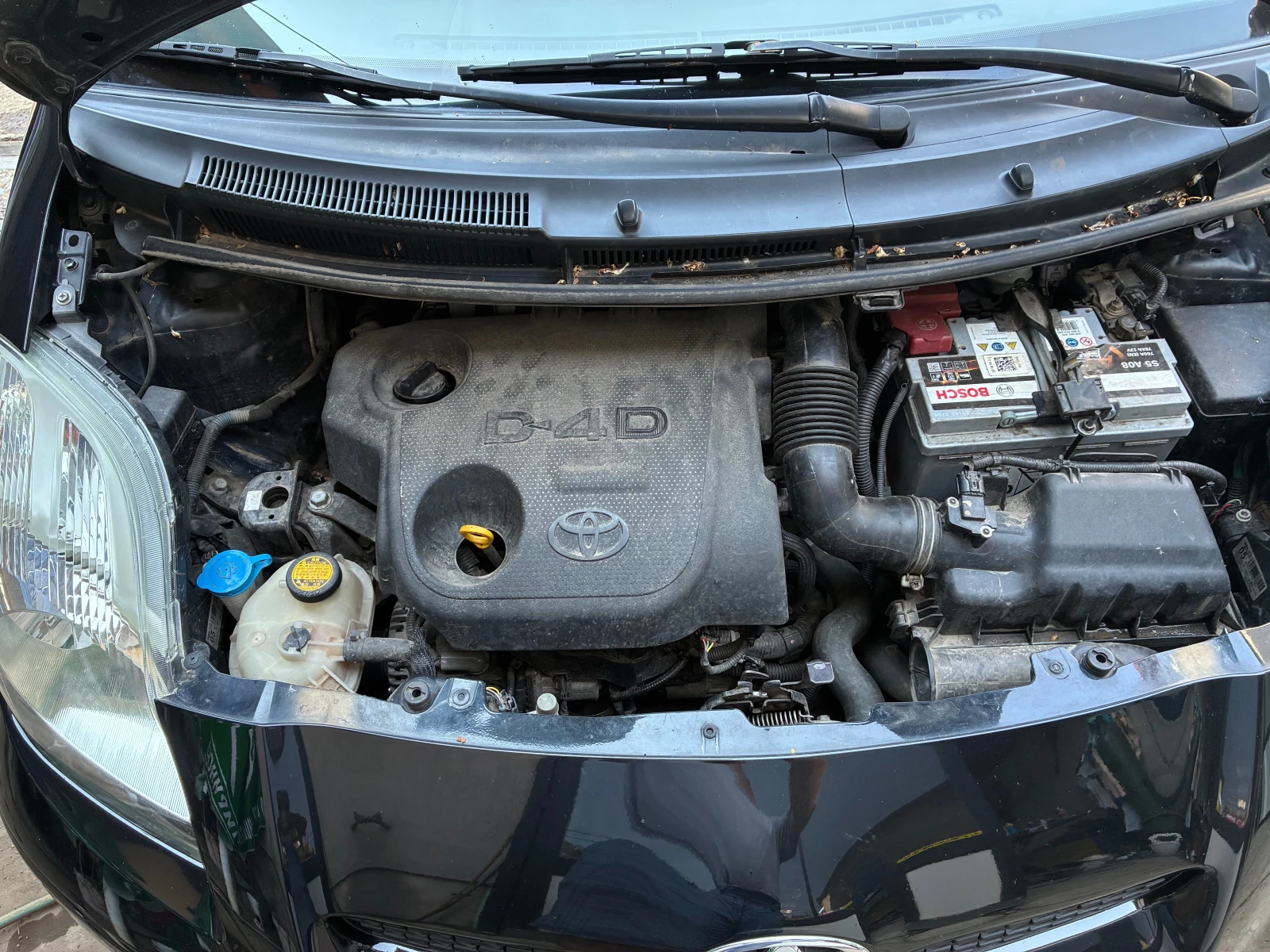 Toyota Yaris 1.4 D4D, снимка 11 - Автомобили и джипове - 55136471