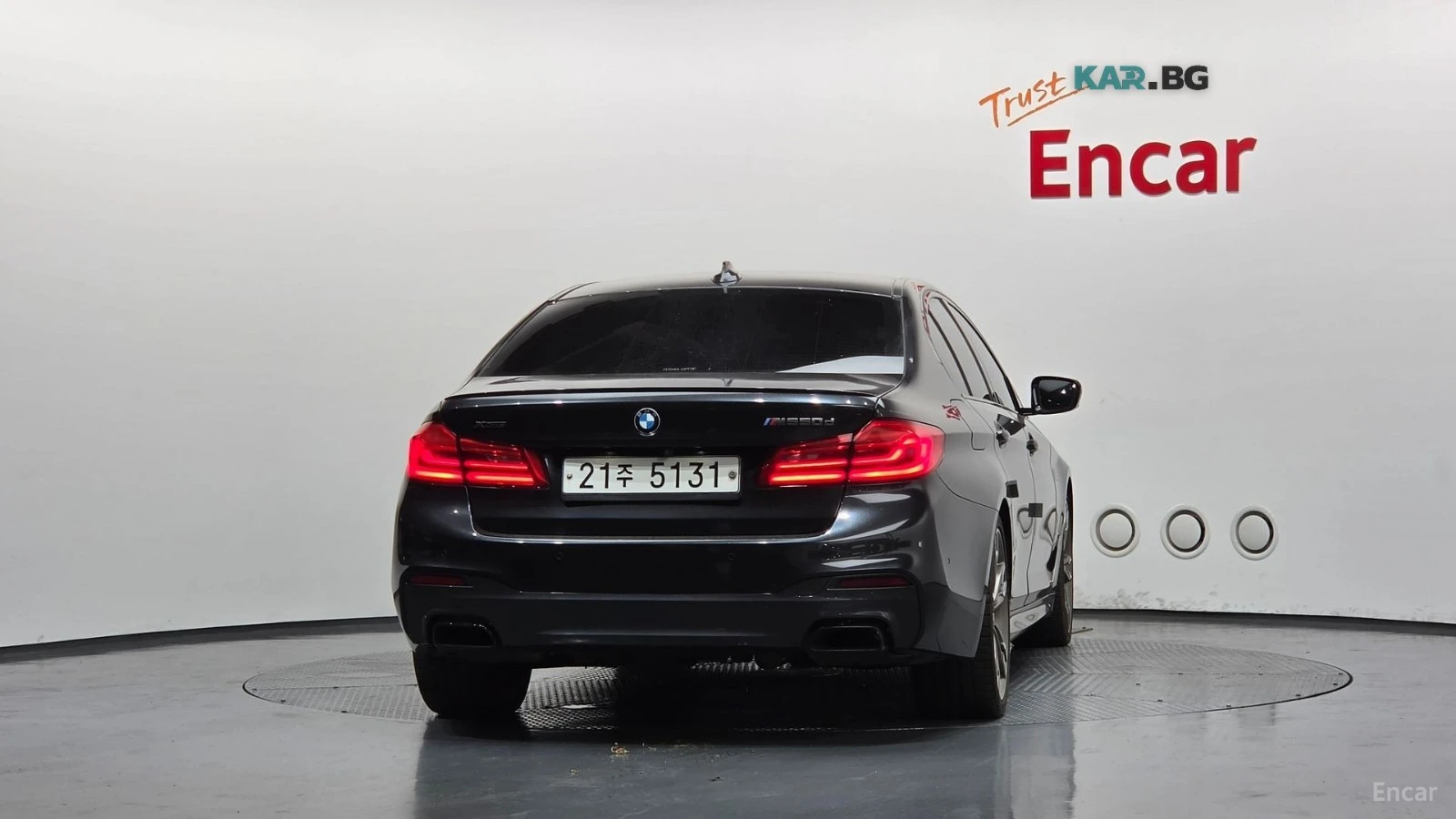 BMW 550 M550D* XDRIVE* ДИСТРОНИК* ПОДГРЕВ* ОБДУХ* 360* HUD, снимка 4 - Автомобили и джипове - 55818810