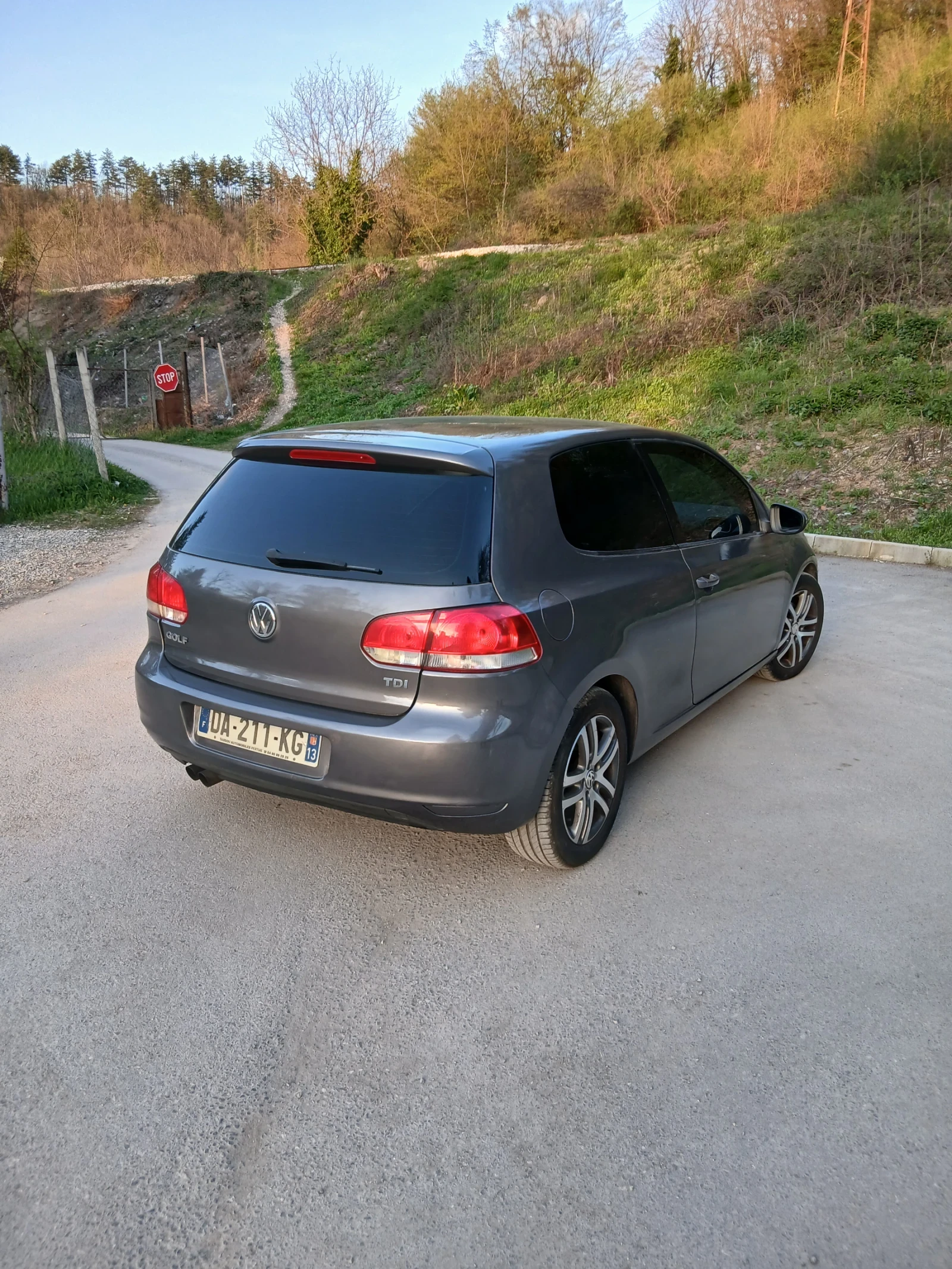 VW Golf 2.0TDI, снимка 4 - Автомобили и джипове - 55952243
