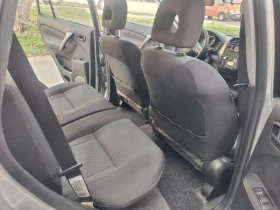 Toyota Rav4 2.0 D4D Италия, снимка 7