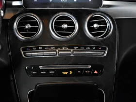 Mercedes-Benz GLC 300 4MATIC * CARFAX * АвтоКредит* (ЦЕНА ДО БГ), снимка 13
