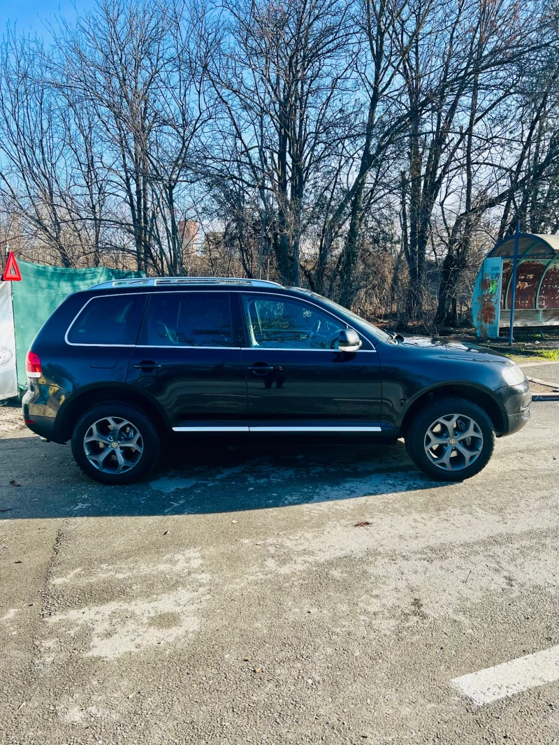 VW Touareg 3.0 TDI, снимка 9 - Автомобили и джипове - 48396016