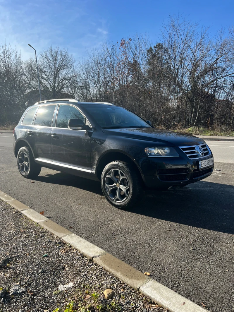 VW Touareg 3.0 TDI, снимка 2 - Автомобили и джипове - 48396016