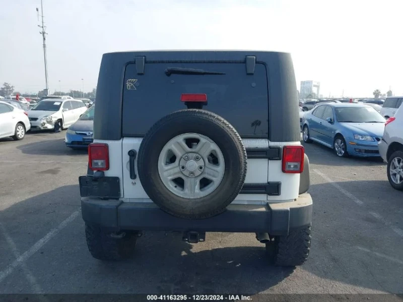 Jeep Wrangler, снимка 5 - Автомобили и джипове - 48809870