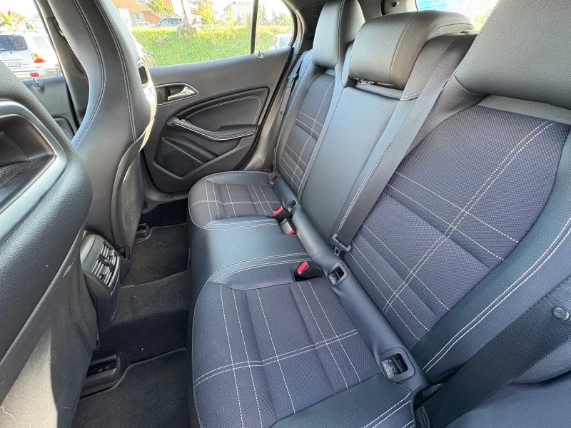 Mercedes-Benz GLA 200 4 MATIC / CDI, снимка 9 - Автомобили и джипове - 52401587