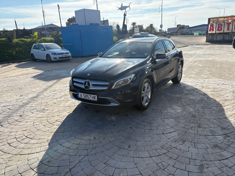 Mercedes-Benz GLA 200 4 MATIC / CDI, снимка 2 - Автомобили и джипове - 52401587