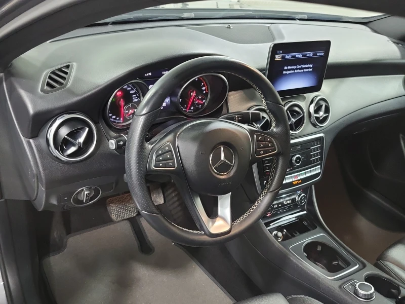 Mercedes-Benz GLA 250 * * CARFAX * * АВТО КРЕДИТ * * , снимка 6 - Автомобили и джипове - 52673477