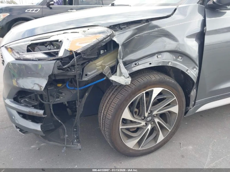 Hyundai Tucson 2.4l Sport, снимка 6 - Автомобили и джипове - 53250407
