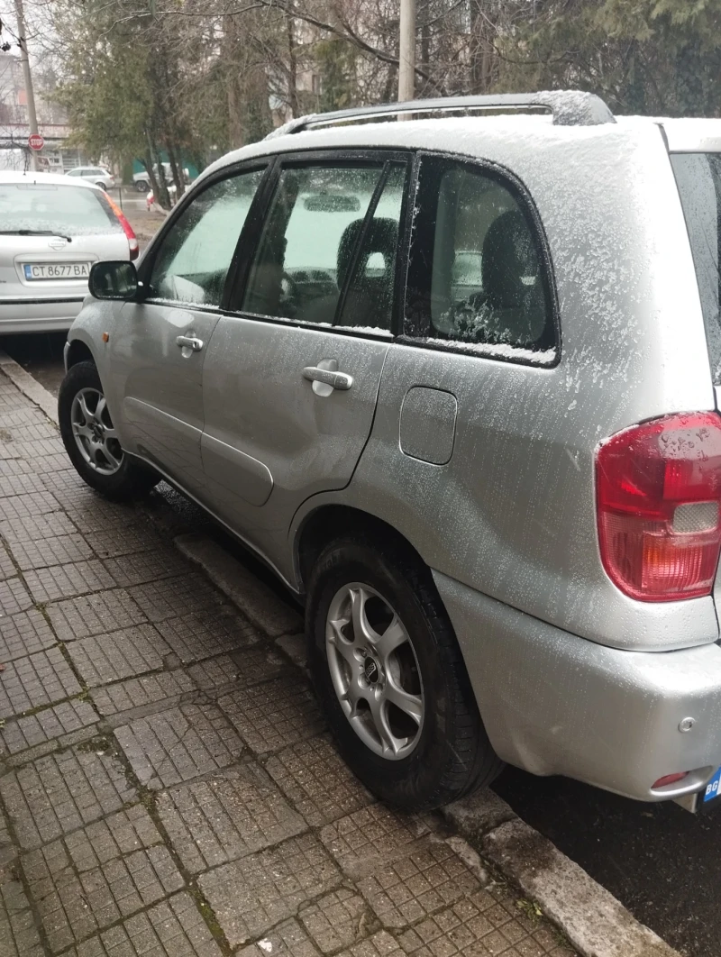 Toyota Rav4, снимка 5 - Автомобили и джипове - 53307949