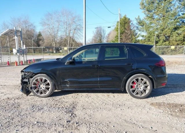 Porsche Cayenne GTS, снимка 6 - Автомобили и джипове - 48983462