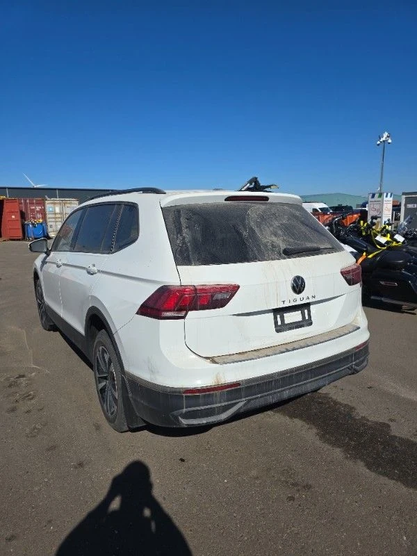 VW Tiguan Дълга база-седем местен, снимка 6 - Автомобили и джипове - 53971490