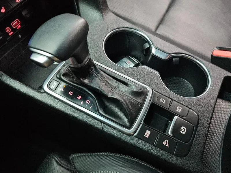 Kia Sportage 4Th Generation Diesel 2.0 2Wd Prestige, снимка 9 - Автомобили и джипове - 55183870