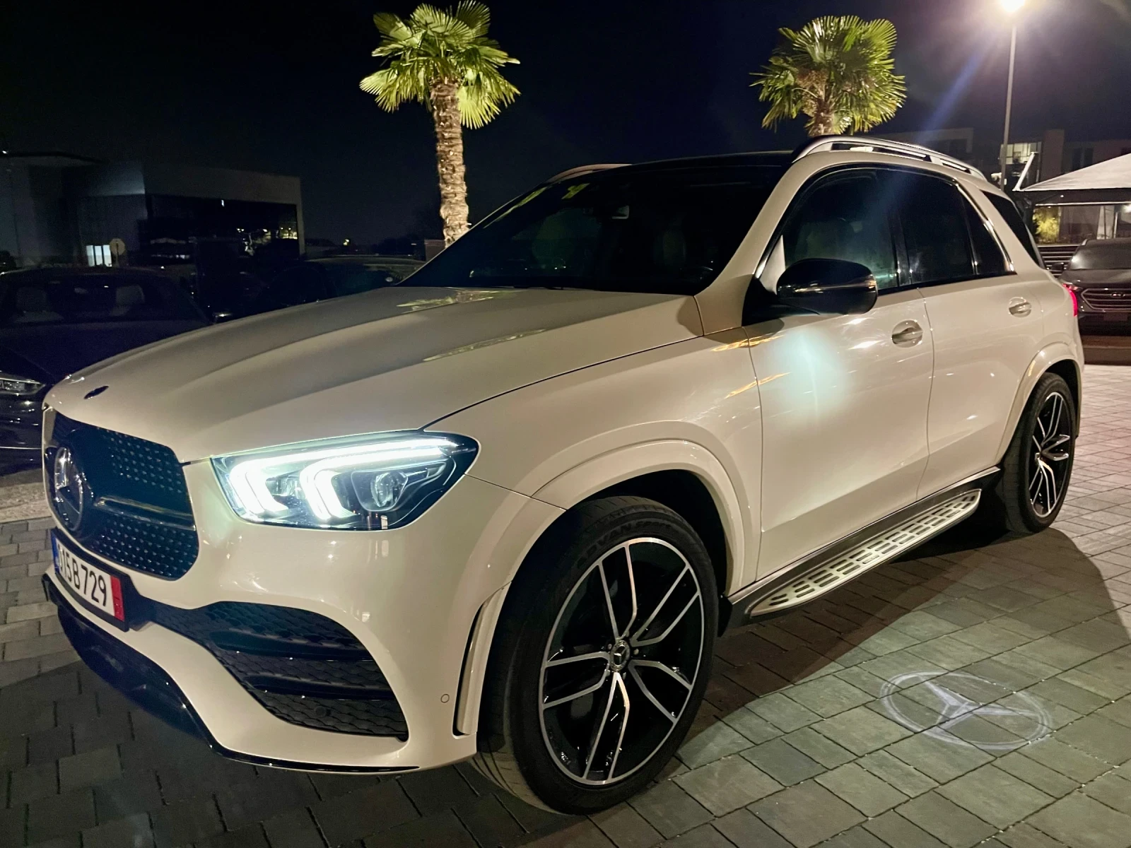 Mercedes-Benz GLE 400 d AMG, 4Matic, АRM, Панорама, Дистроник, Камера360 - изображение 3