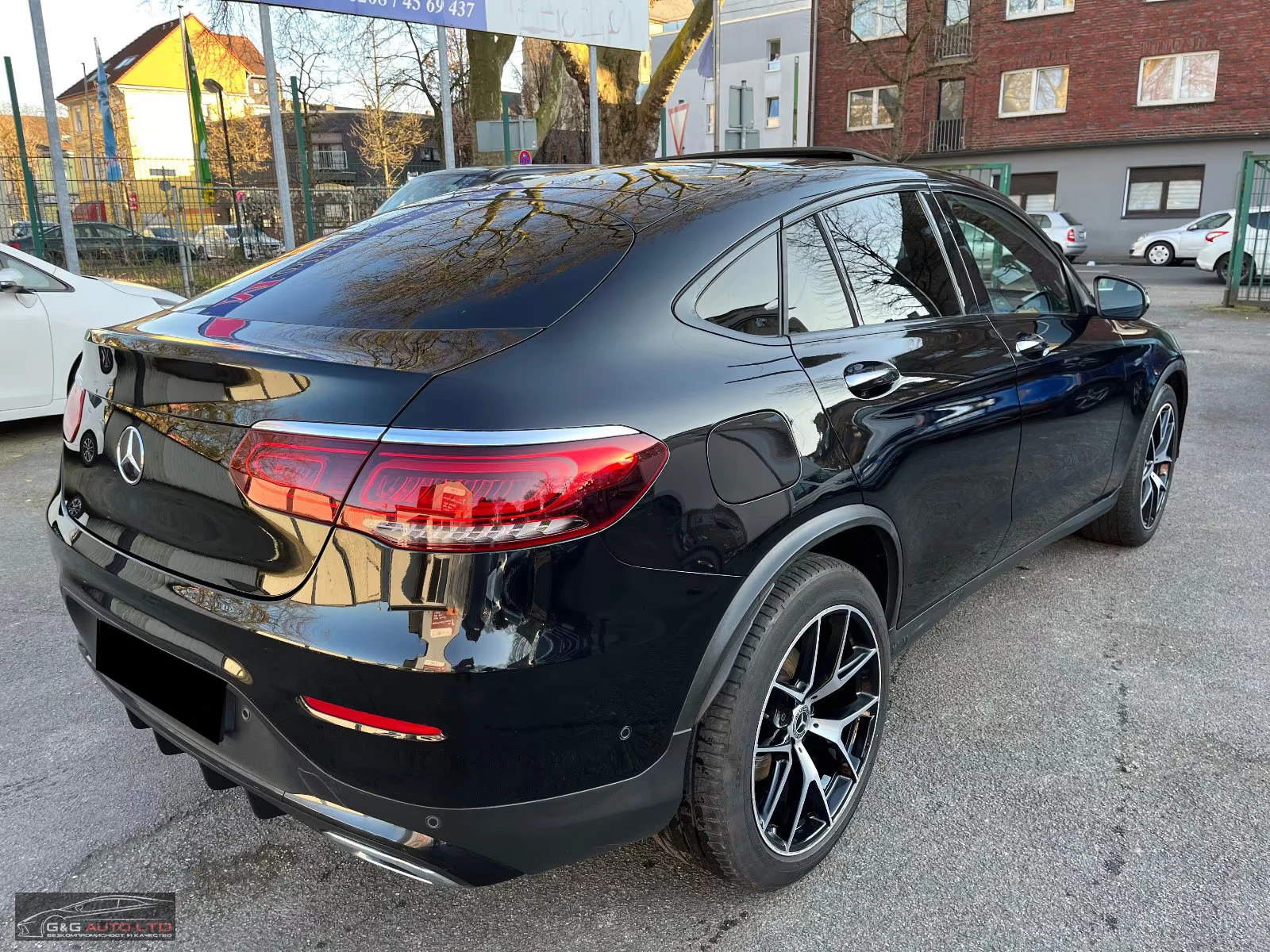 Mercedes-Benz GLC 300 d/4MATIC/COUPE/AMG/245HP/360CAM/BURN/104D - изображение 4