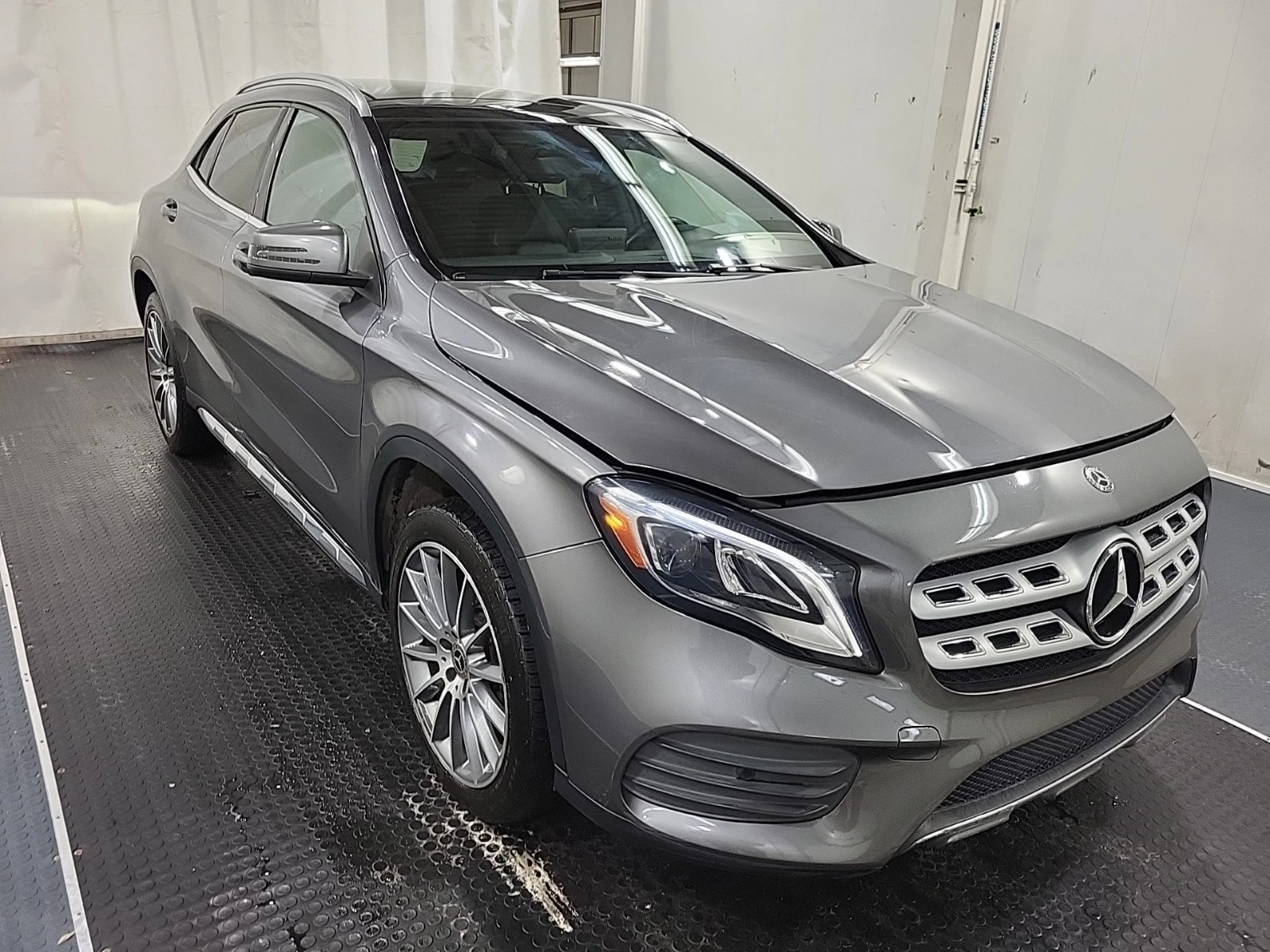 Mercedes-Benz GLA 250 * * CARFAX * * АВТО КРЕДИТ * *  - изображение 2