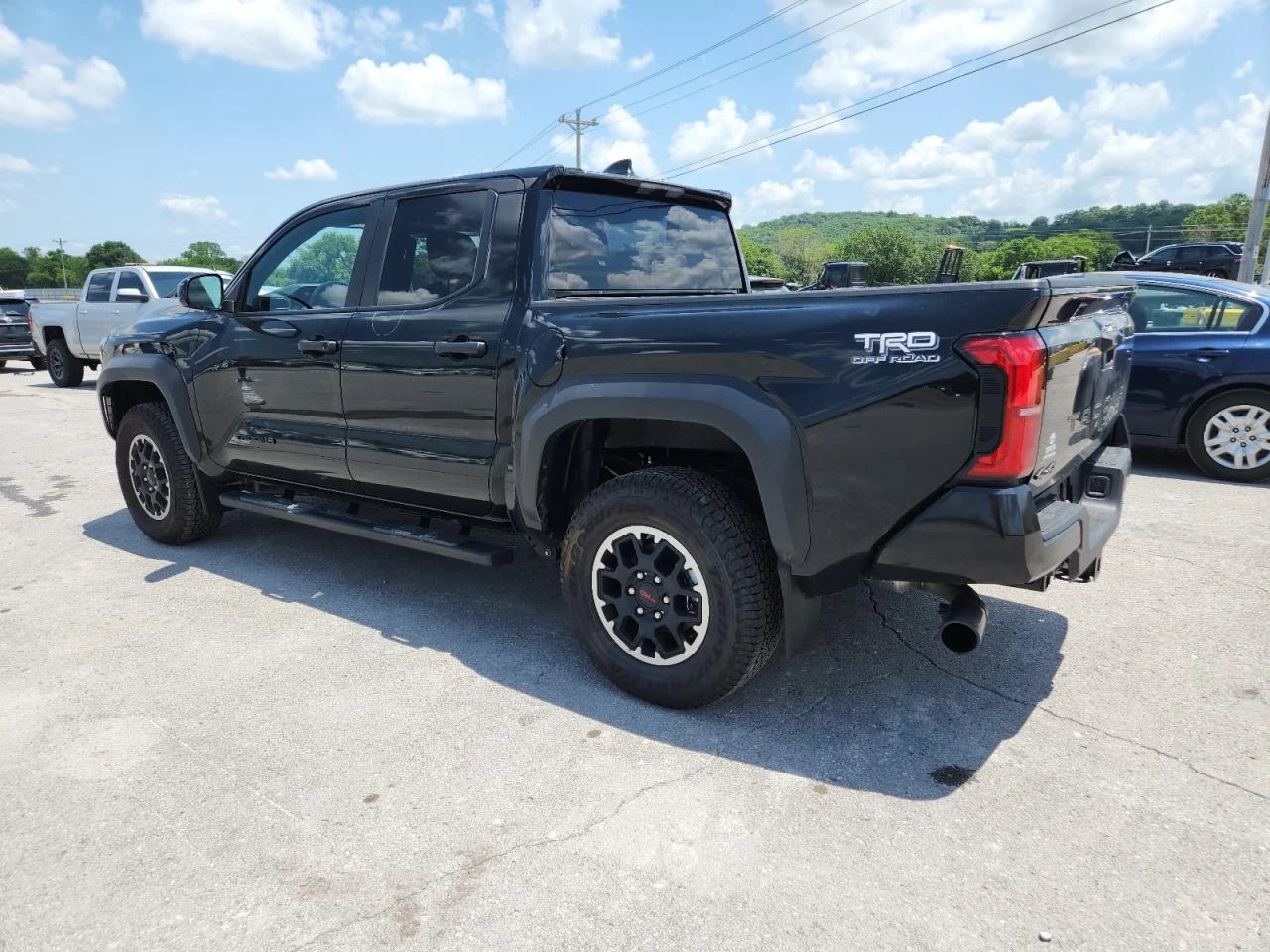 Toyota Tacoma 2.4l Double Cab, снимка 2 - Автомобили и джипове - 53965683