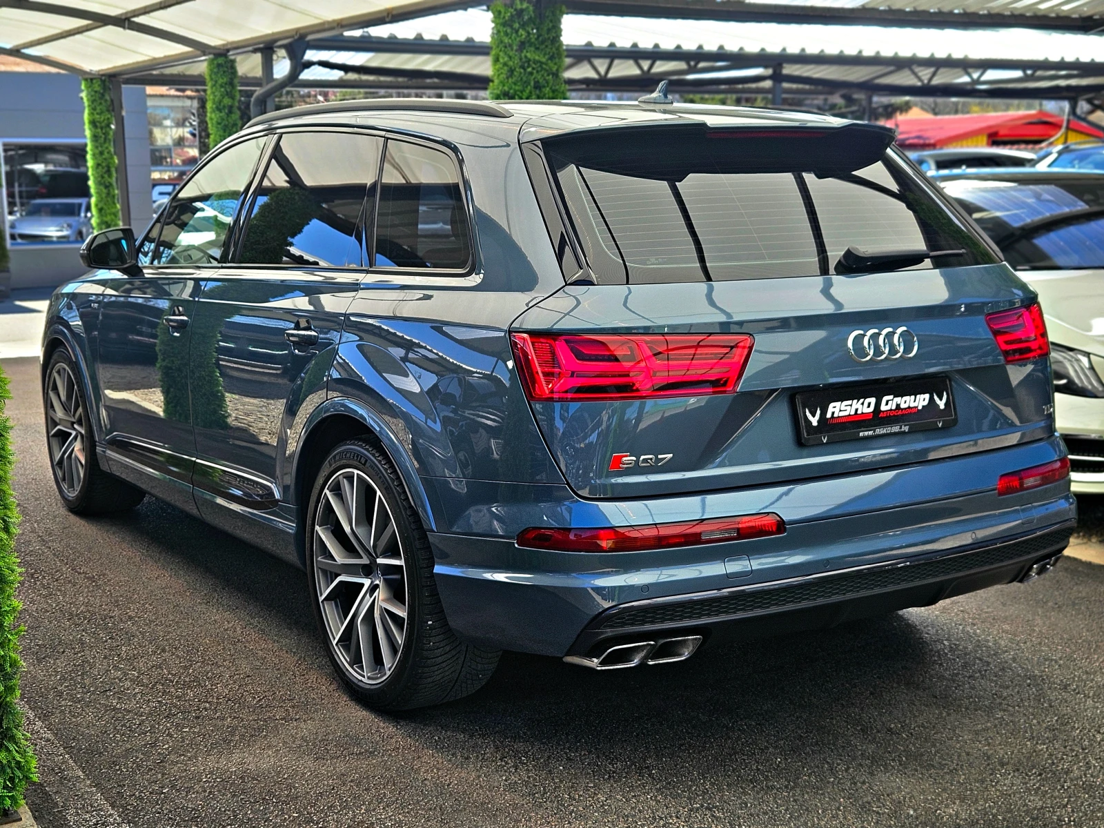 Audi SQ7 CERAMIC/EXCLUSIVE/DISTR/CAMERA/BOSE/PANO/ВАКУМ/LIZ, снимка 7 - Автомобили и джипове - 54138787