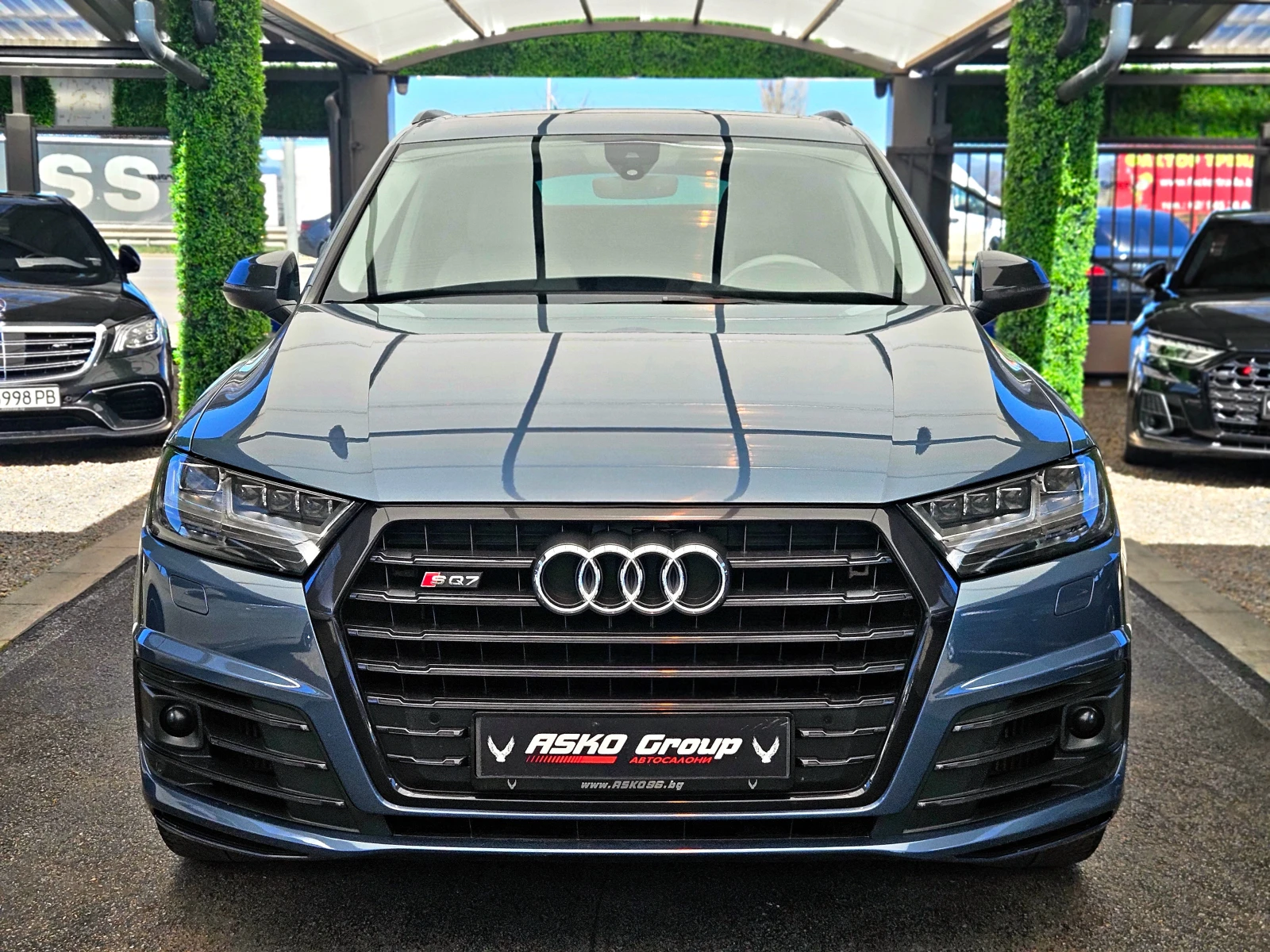 Audi SQ7 CERAMIC/EXCLUSIVE/DISTR/CAMERA/BOSE/PANO/ВАКУМ/LIZ, снимка 2 - Автомобили и джипове - 54138787