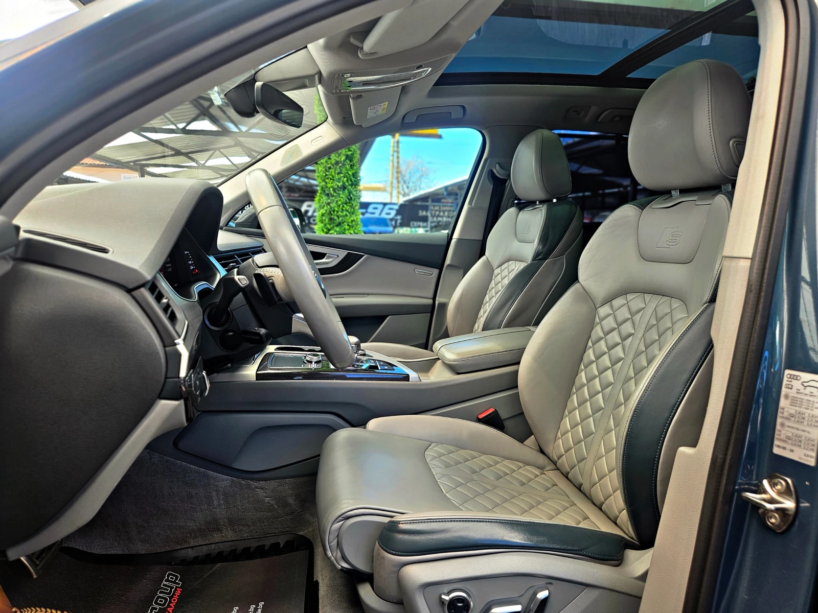 Audi SQ7 CERAMIC/EXCLUSIVE/DISTR/CAMERA/BOSE/PANO/ВАКУМ/LIZ, снимка 15 - Автомобили и джипове - 54138787