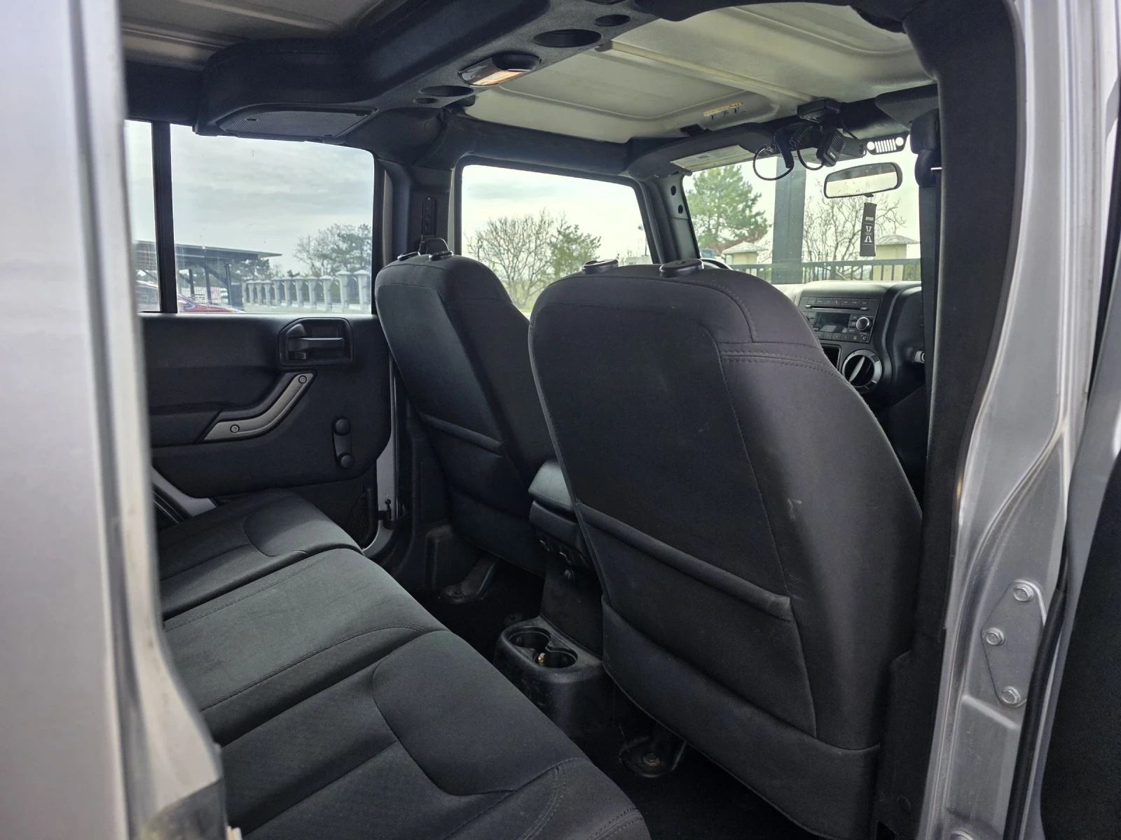 Jeep Wrangler, снимка 9 - Автомобили и джипове - 54202138