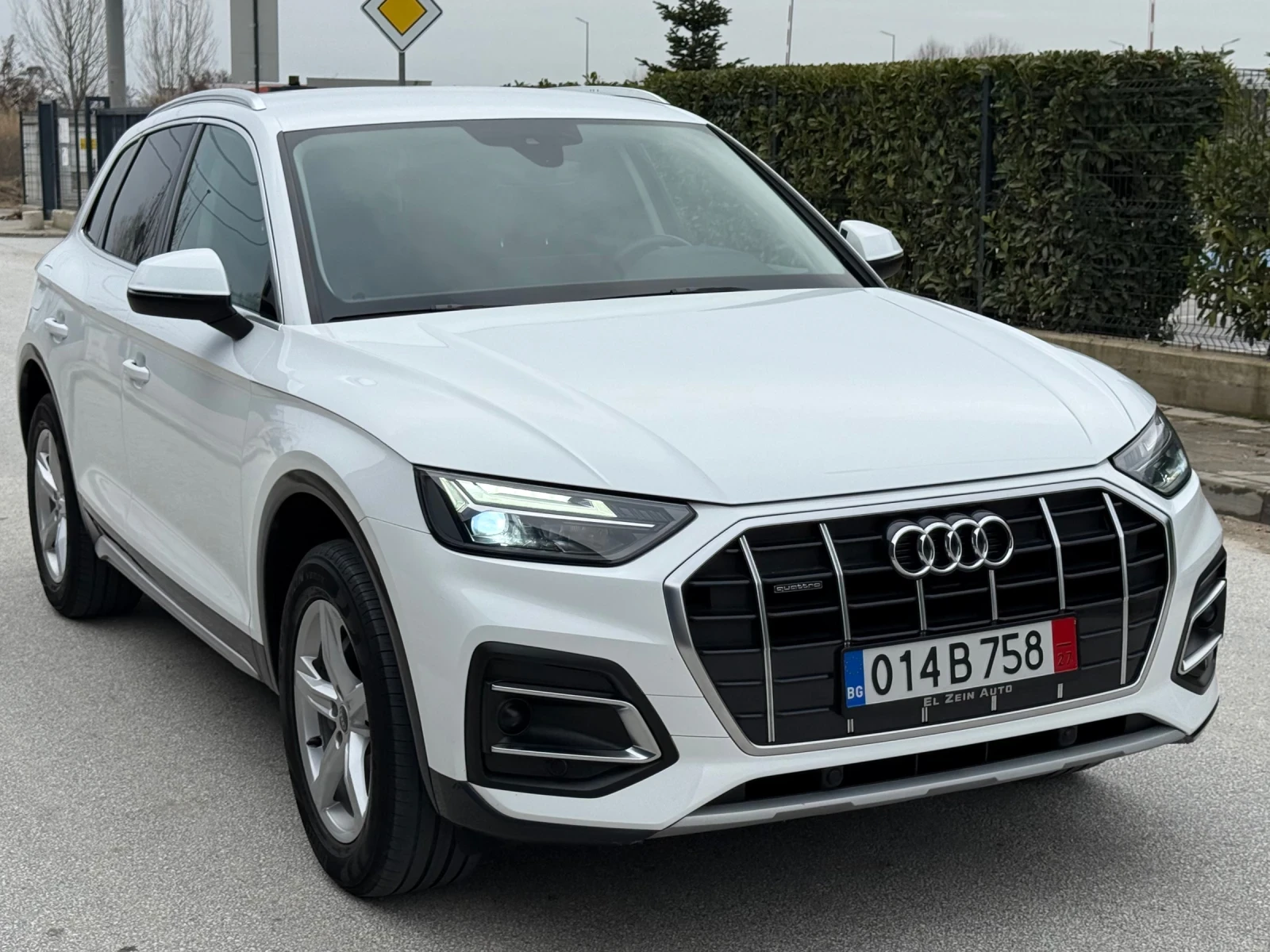 Audi Q5 40TDI FACE LIFT DISTRONIC DIGITAL QUATTRO, снимка 2 - Автомобили и джипове - 54215226