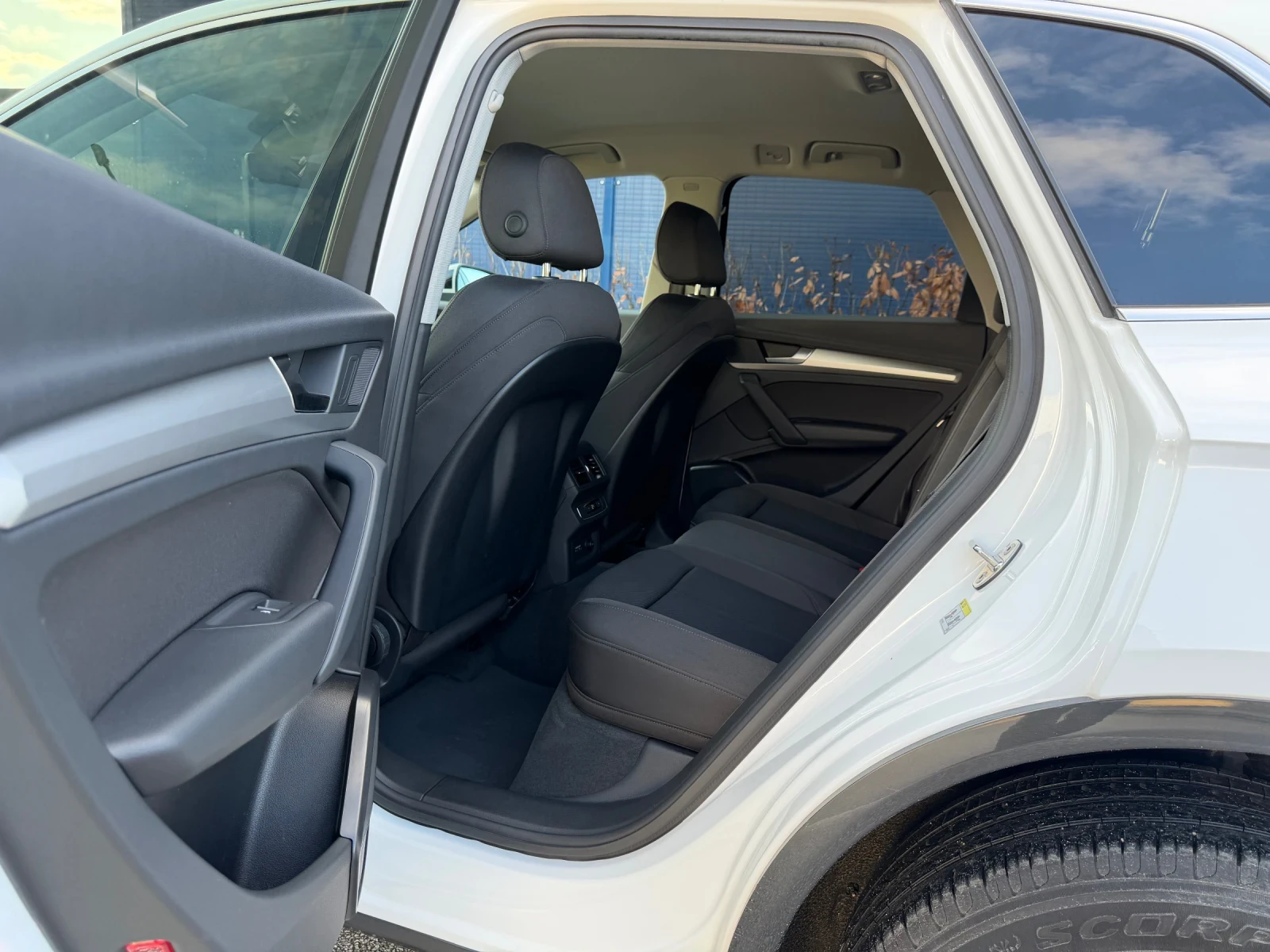 Audi Q5 40TDI FACE LIFT DISTRONIC DIGITAL QUATTRO, снимка 11 - Автомобили и джипове - 54215226