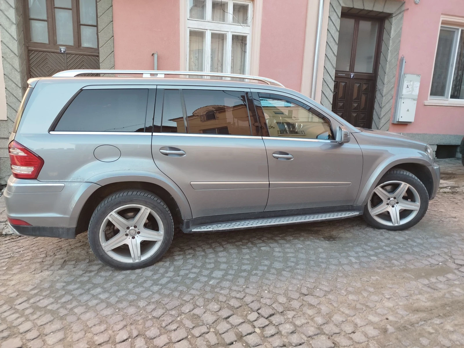 Mercedes-Benz GL 350, снимка 3 - Автомобили и джипове - 54371610