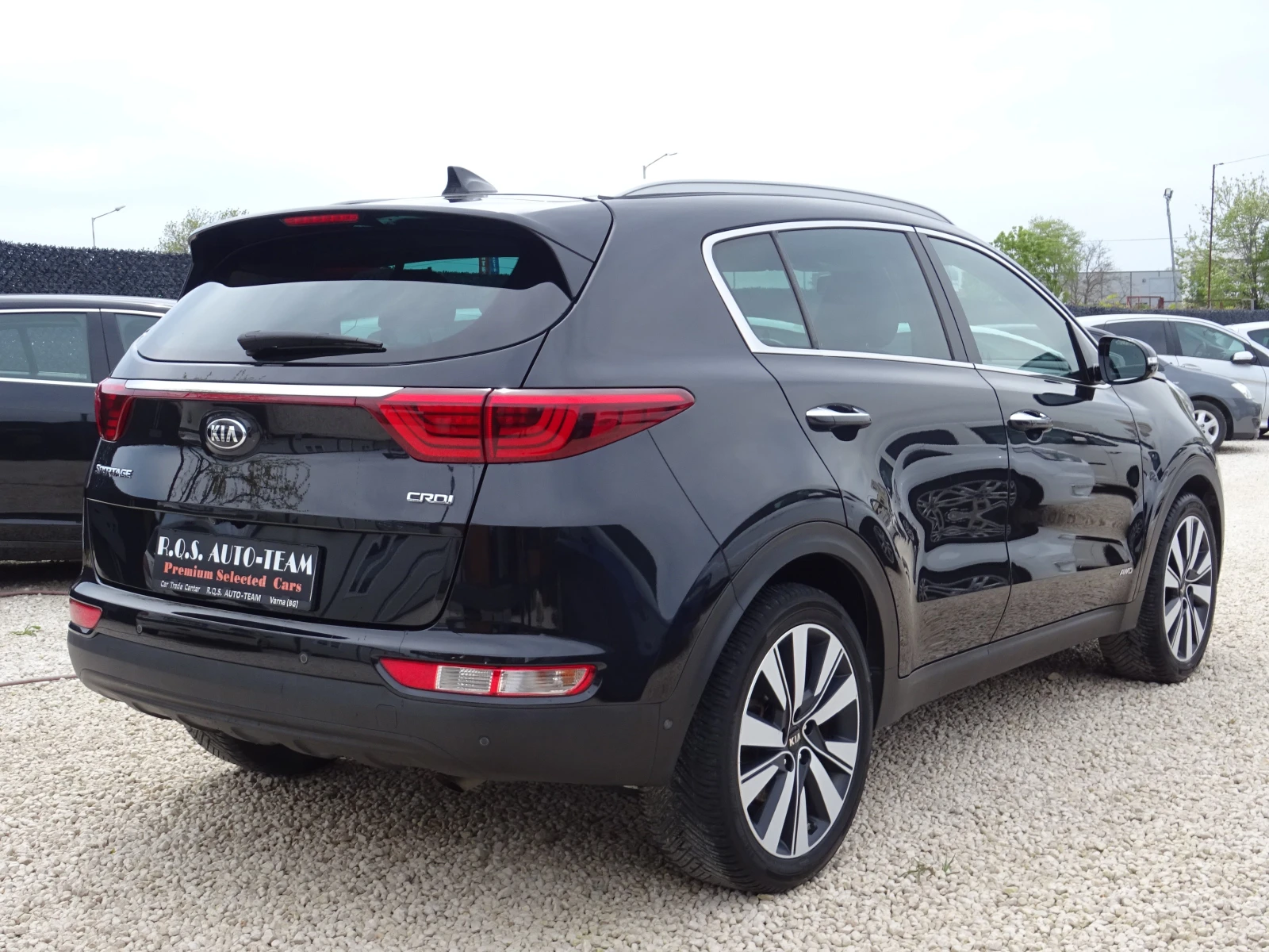 Kia Sportage 2.0crdi AWD Rebel, снимка 5 - Автомобили и джипове - 54409615