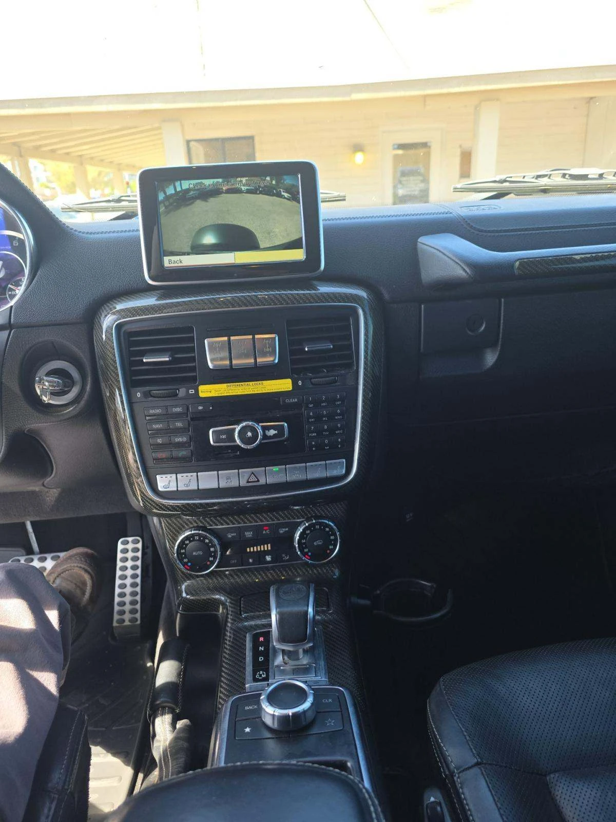 Mercedes-Benz G 63 AMG  4MATIC 4dr , снимка 11 - Автомобили и джипове - 54460255