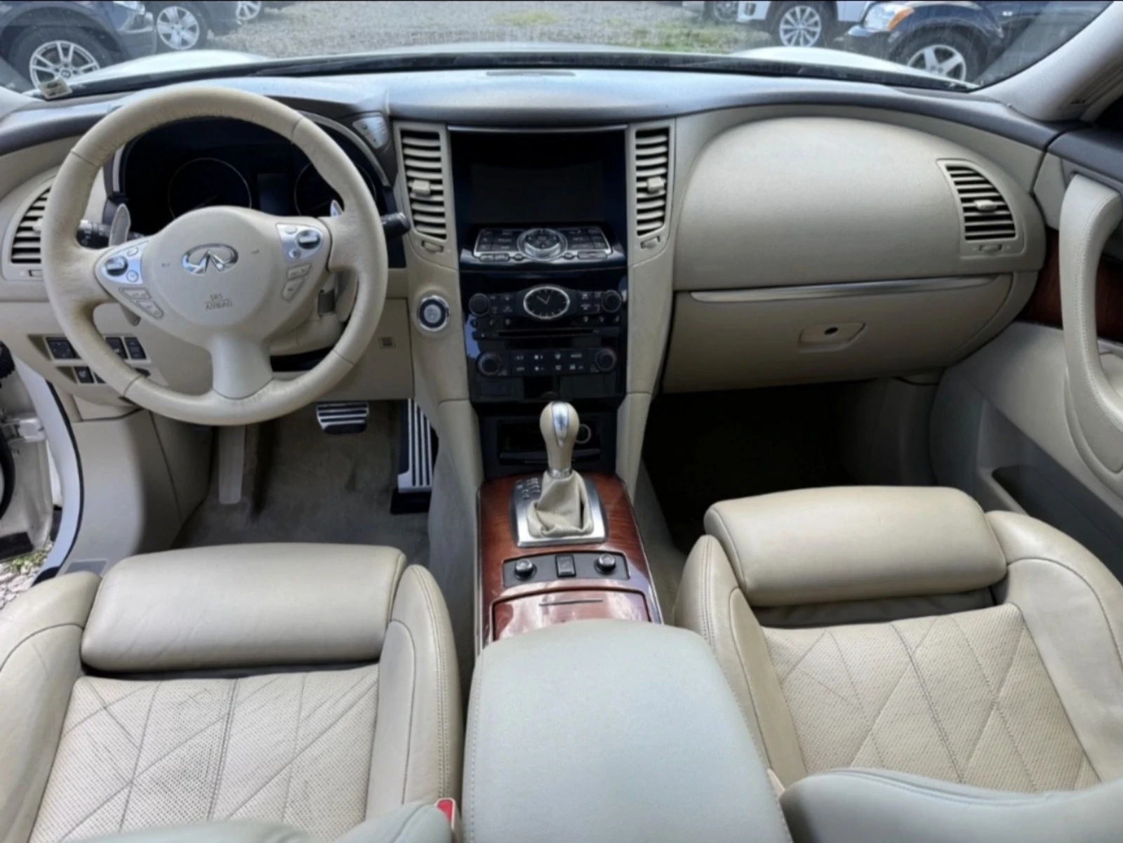 Infiniti Fx 30, снимка 10 - Автомобили и джипове - 54585077
