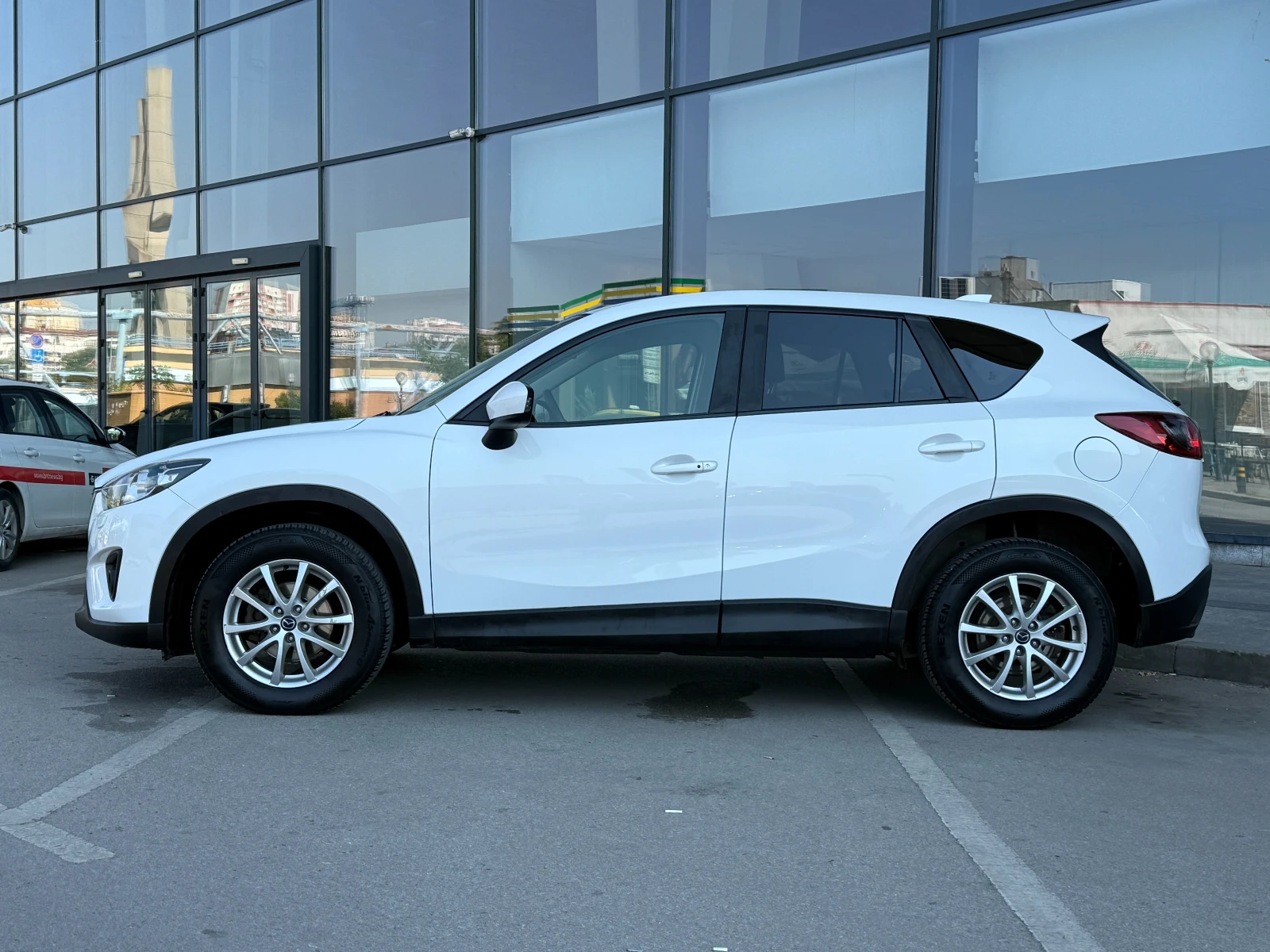 Mazda CX-5 6 МЕСЕЦА ГАРАНЦИЯ/2.2D Sky Active 175к.с , снимка 2 - Автомобили и джипове - 55390707