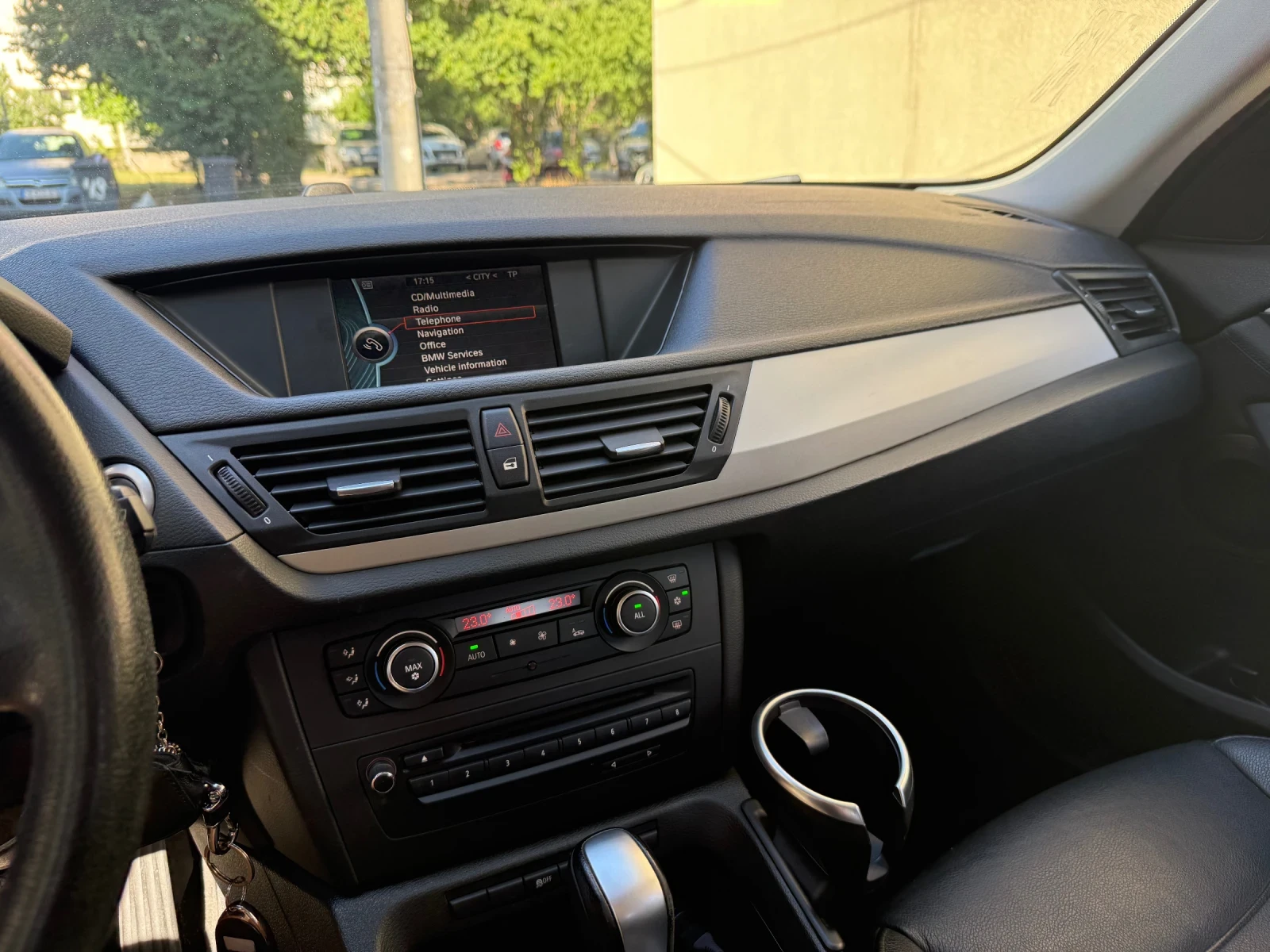 BMW X1, снимка 9 - Автомобили и джипове - 55906018