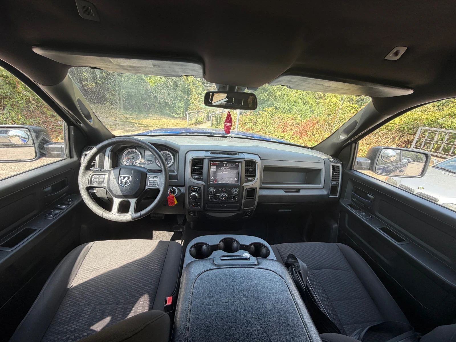 Dodge RAM 1500 5.7 HEMI 4x4, снимка 11 - Автомобили и джипове - 55966526