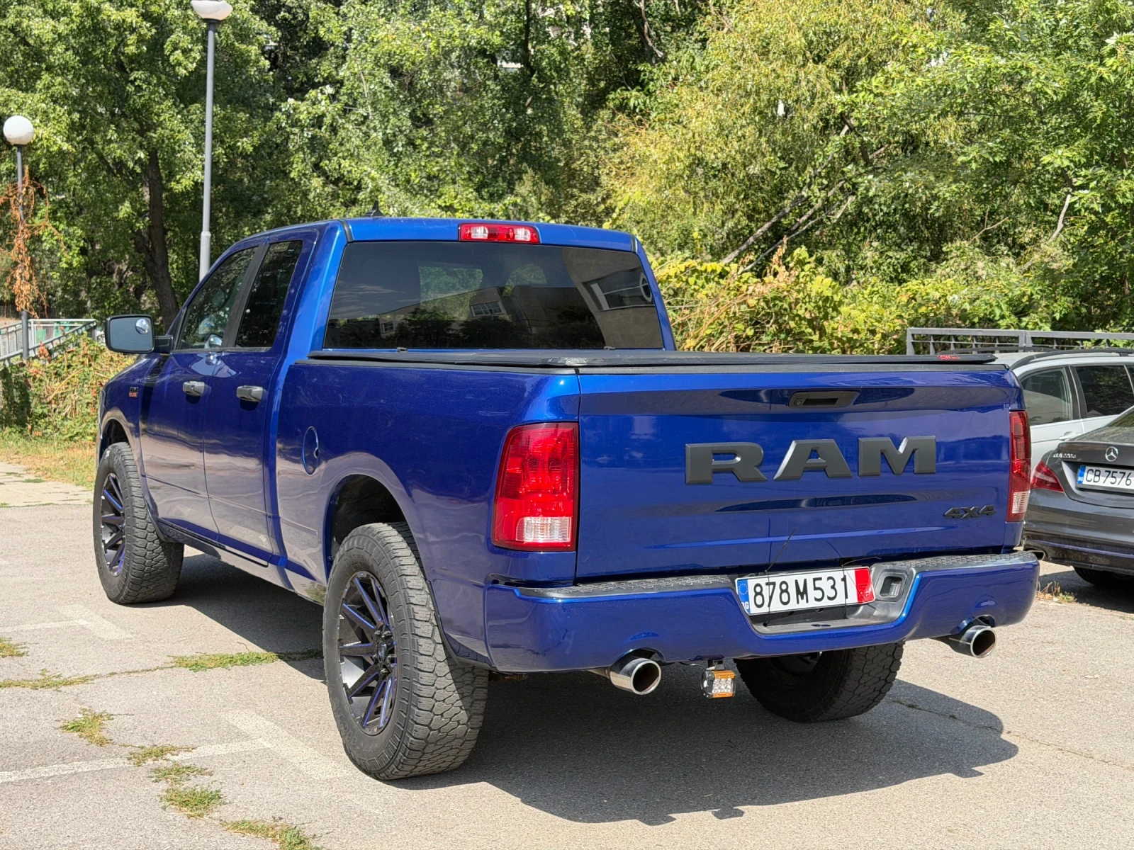 Dodge RAM 1500 5.7 HEMI 4x4, снимка 7 - Автомобили и джипове - 55966526