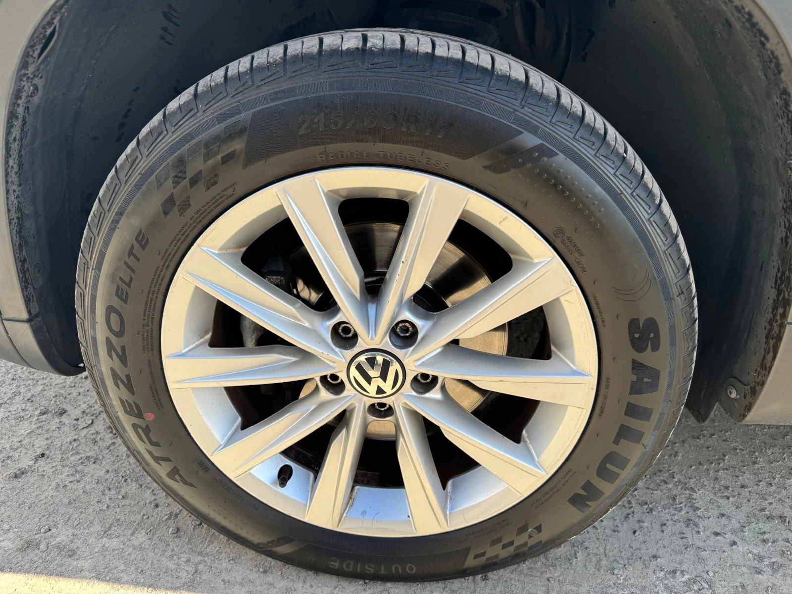 VW Tiguan 2, 0TDI 150k.c, снимка 12 - Автомобили и джипове - 56214302
