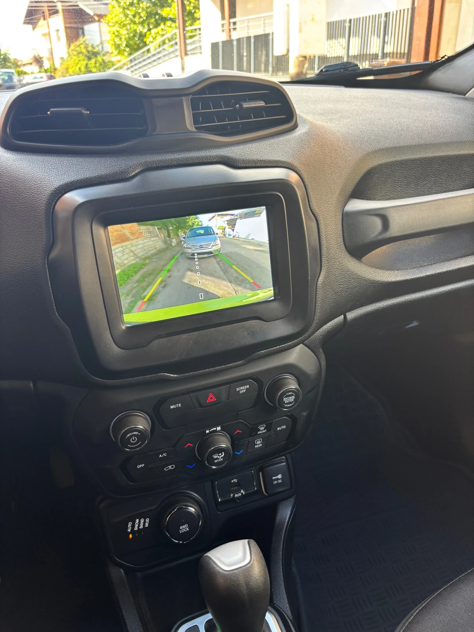 Jeep Renegade 2.4i, снимка 12 - Автомобили и джипове - 56260241