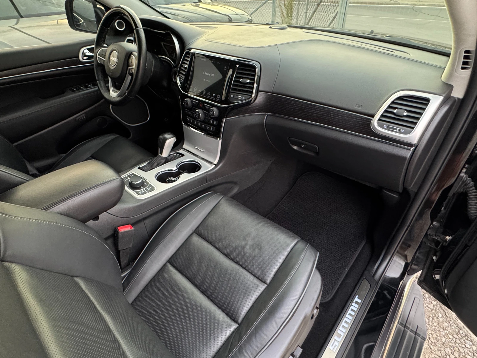 Jeep Grand cherokee 3.6 V6 ! Summit !, снимка 11 - Автомобили и джипове - 56293001