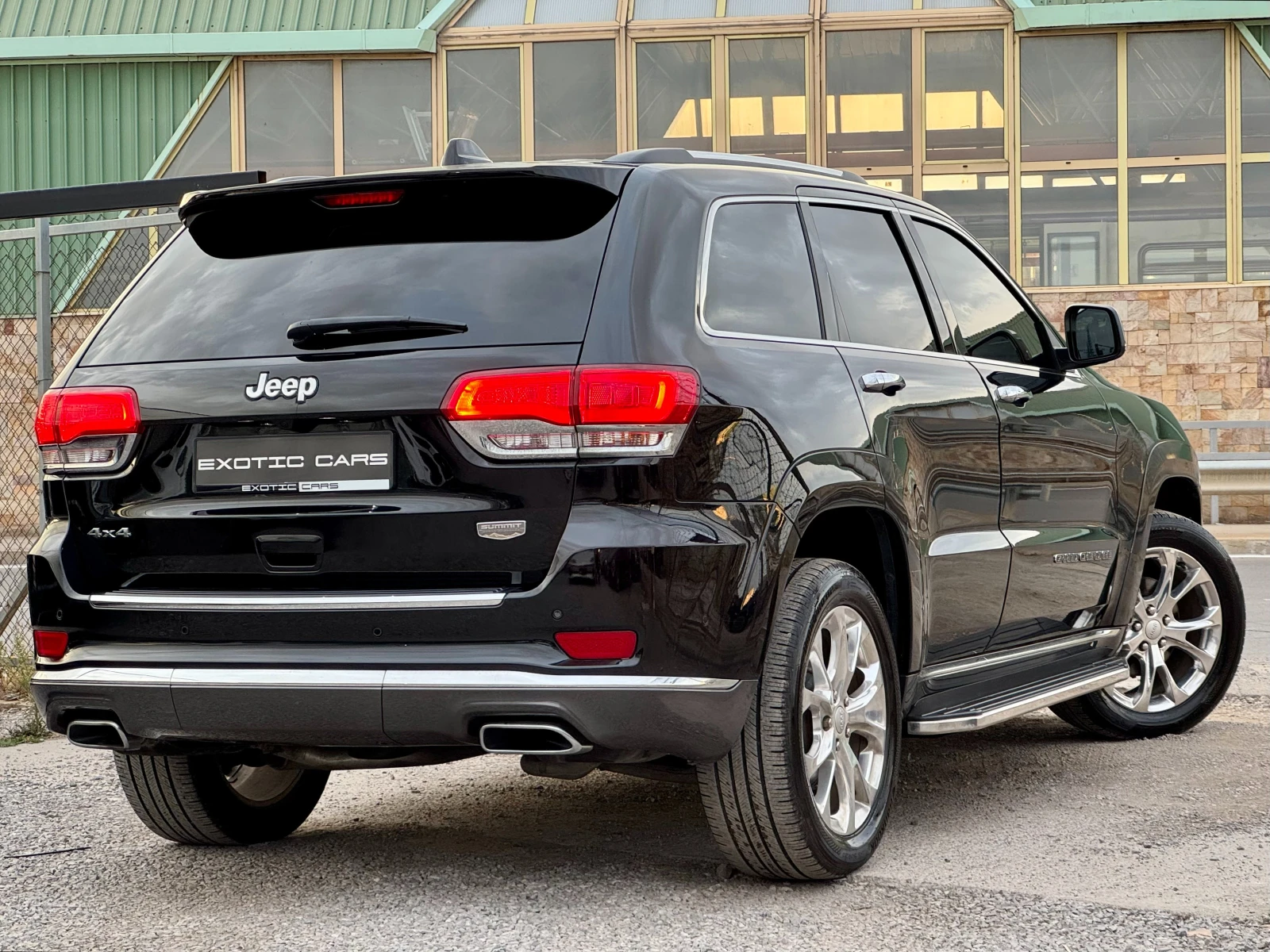 Jeep Grand cherokee 3.6 V6 ! Summit !, снимка 4 - Автомобили и джипове - 56293001