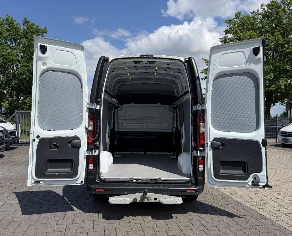 Renault Trafic 2.49t. БЕЗ ТАХОГРАФ (4ЕП), снимка 6 - Бусове и автобуси - 55362781