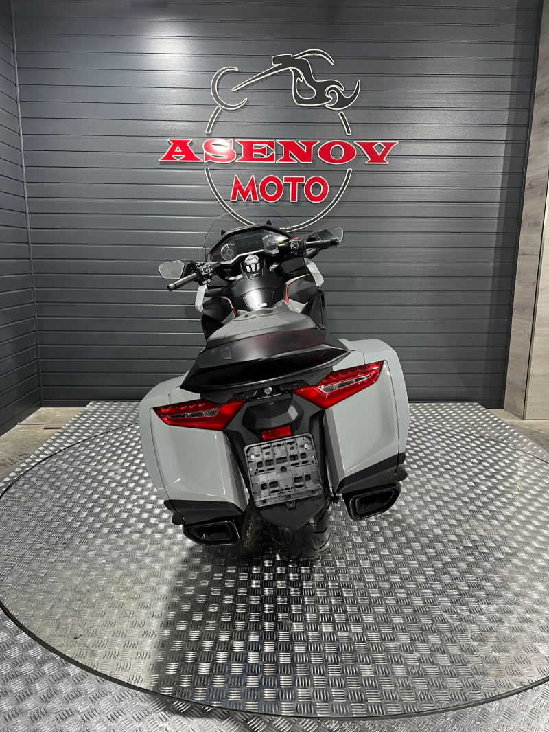 Honda Gold Wing BAGGER NEWEST MODEL, снимка 6 - Мотоциклети и мототехника - 39298028