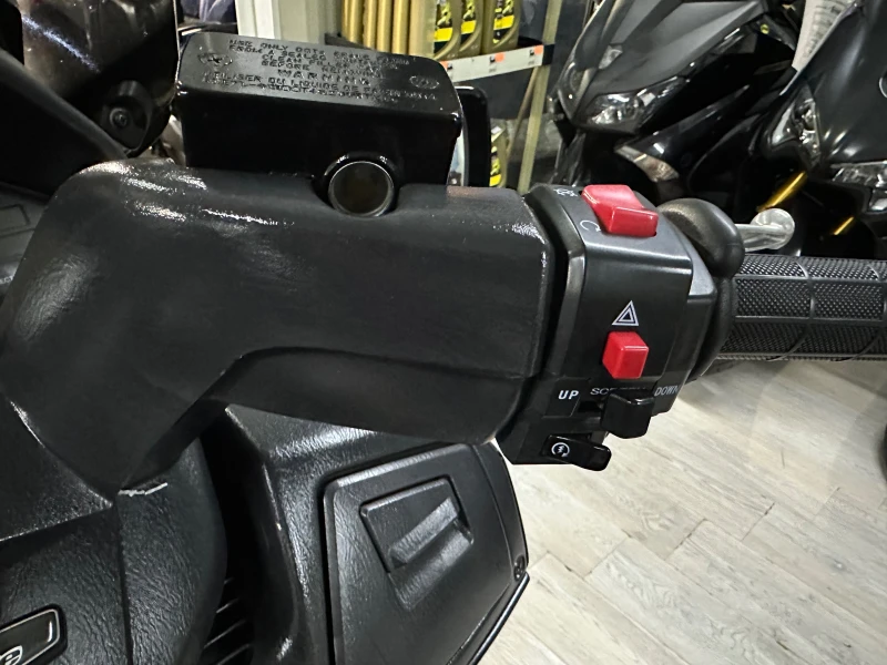 Suzuki Burgman Executive ABS 2009г., снимка 7 - Мотоциклети и мототехника - 52171283