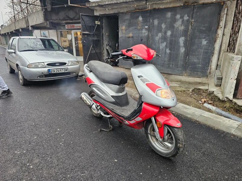 Други Друг 50кубика, стартер, снимка 2 - Мотоциклети и мототехника - 53369573